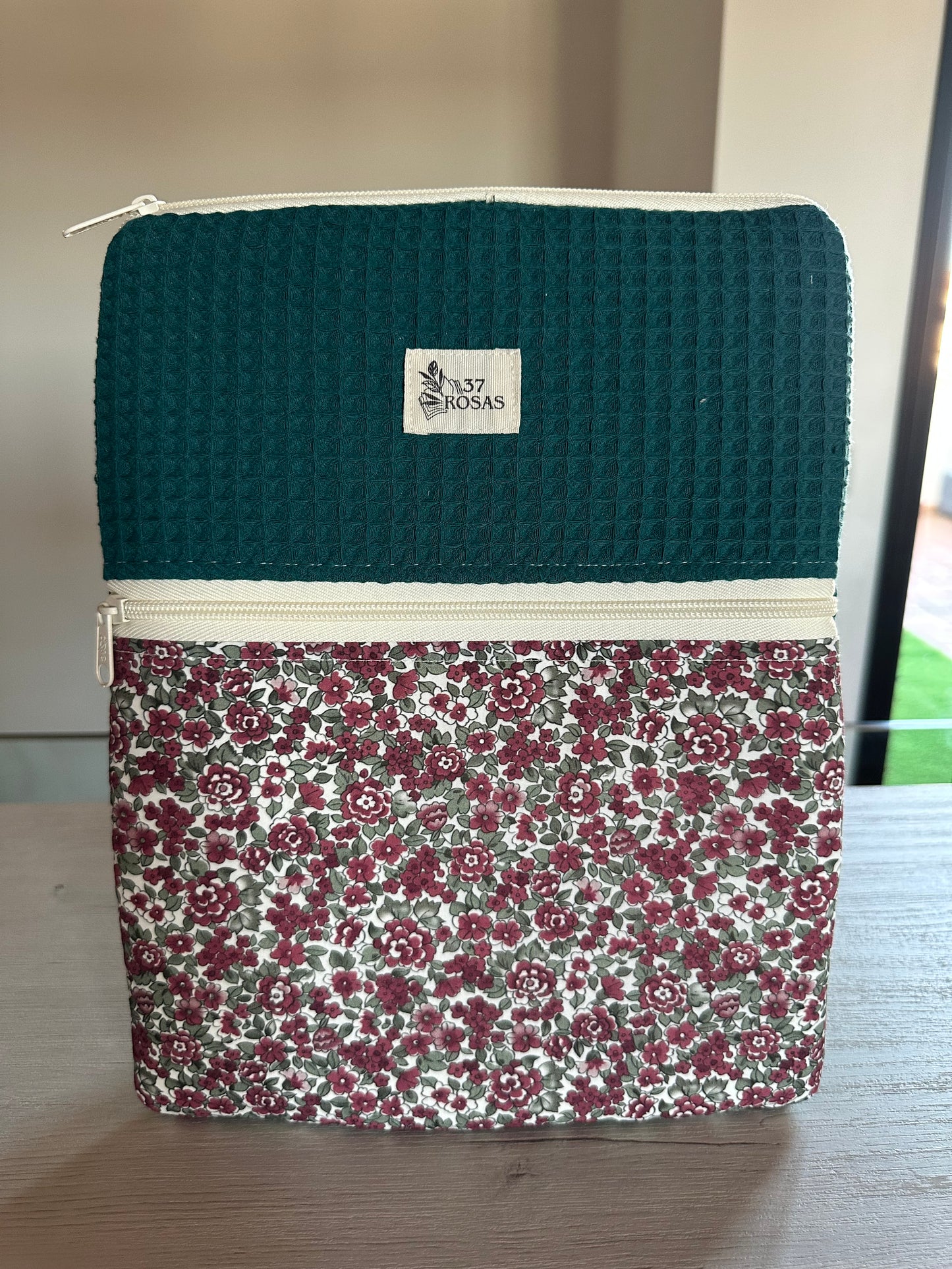 Funda de libro o tablet AIRE Waffle Verde Bosque y Floral