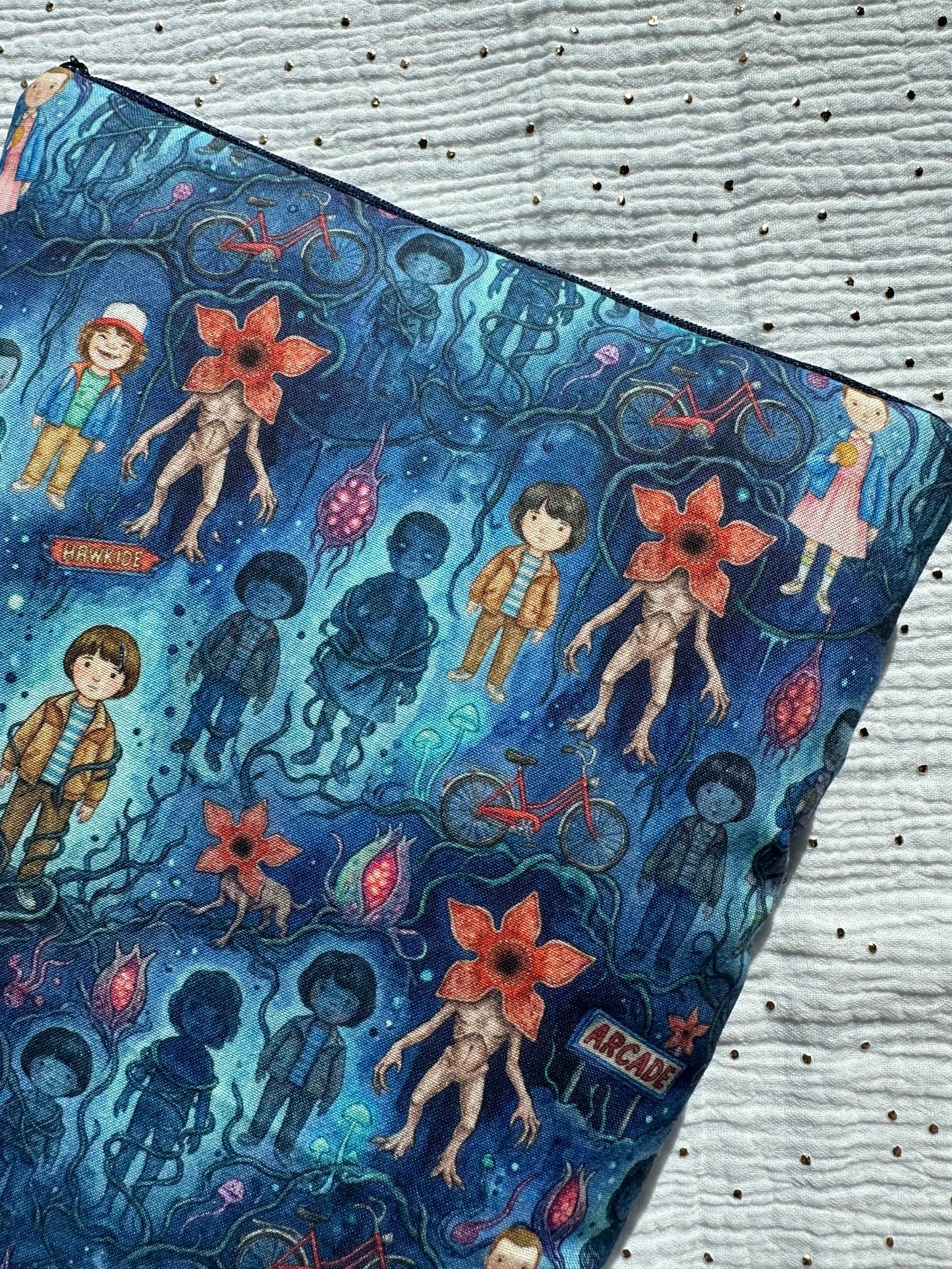 Funda de libro Stranger Things Upside down