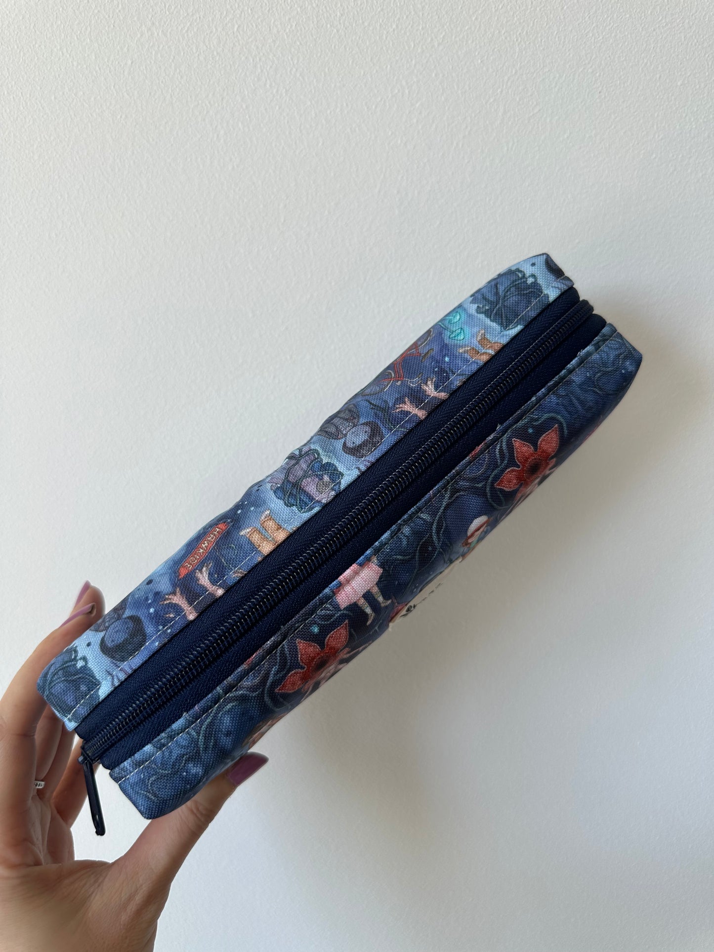Estuche Jane Stranger Things Upside Down