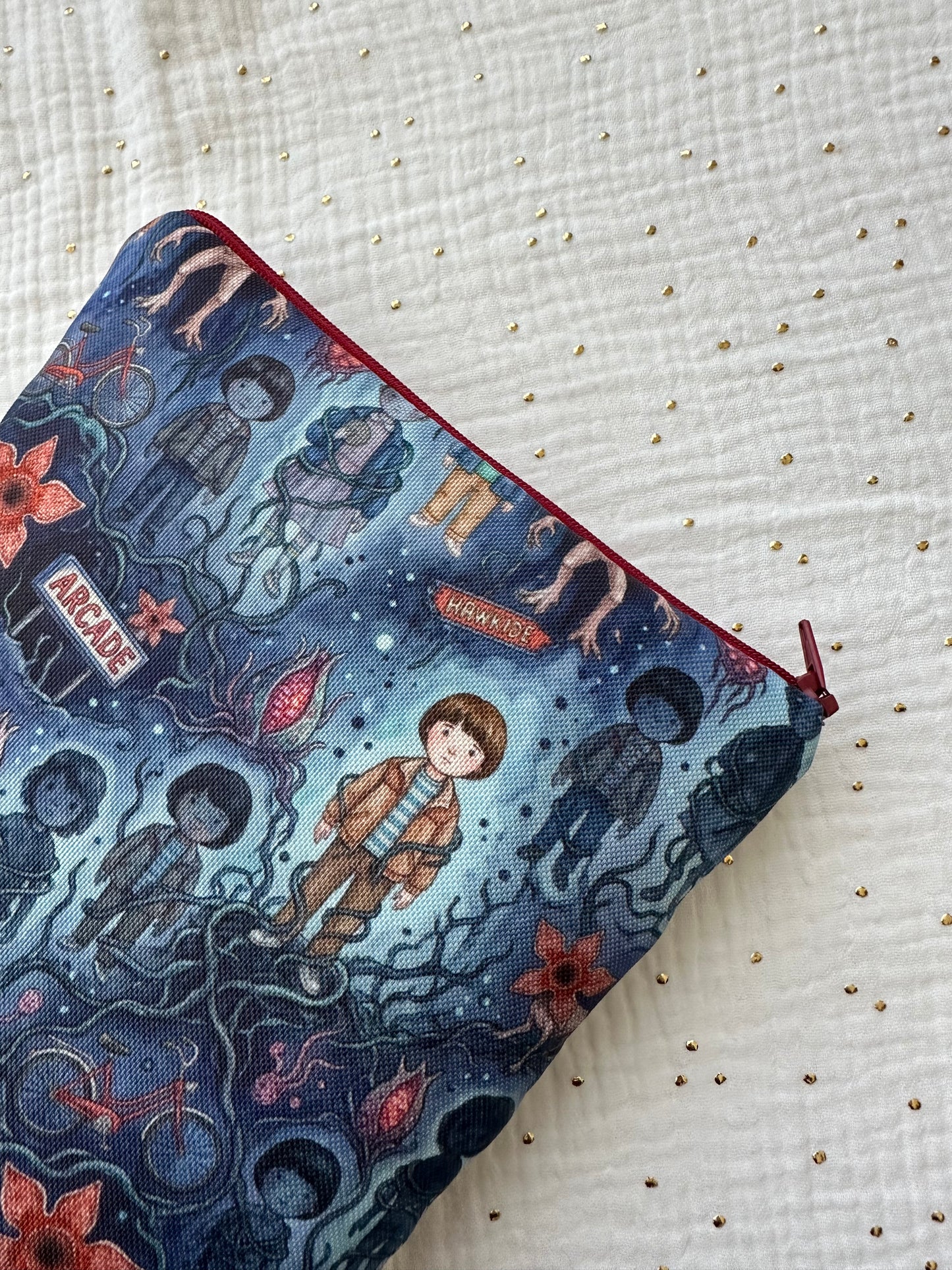 Funda para eReader Stranger Things (con los dos estampados)