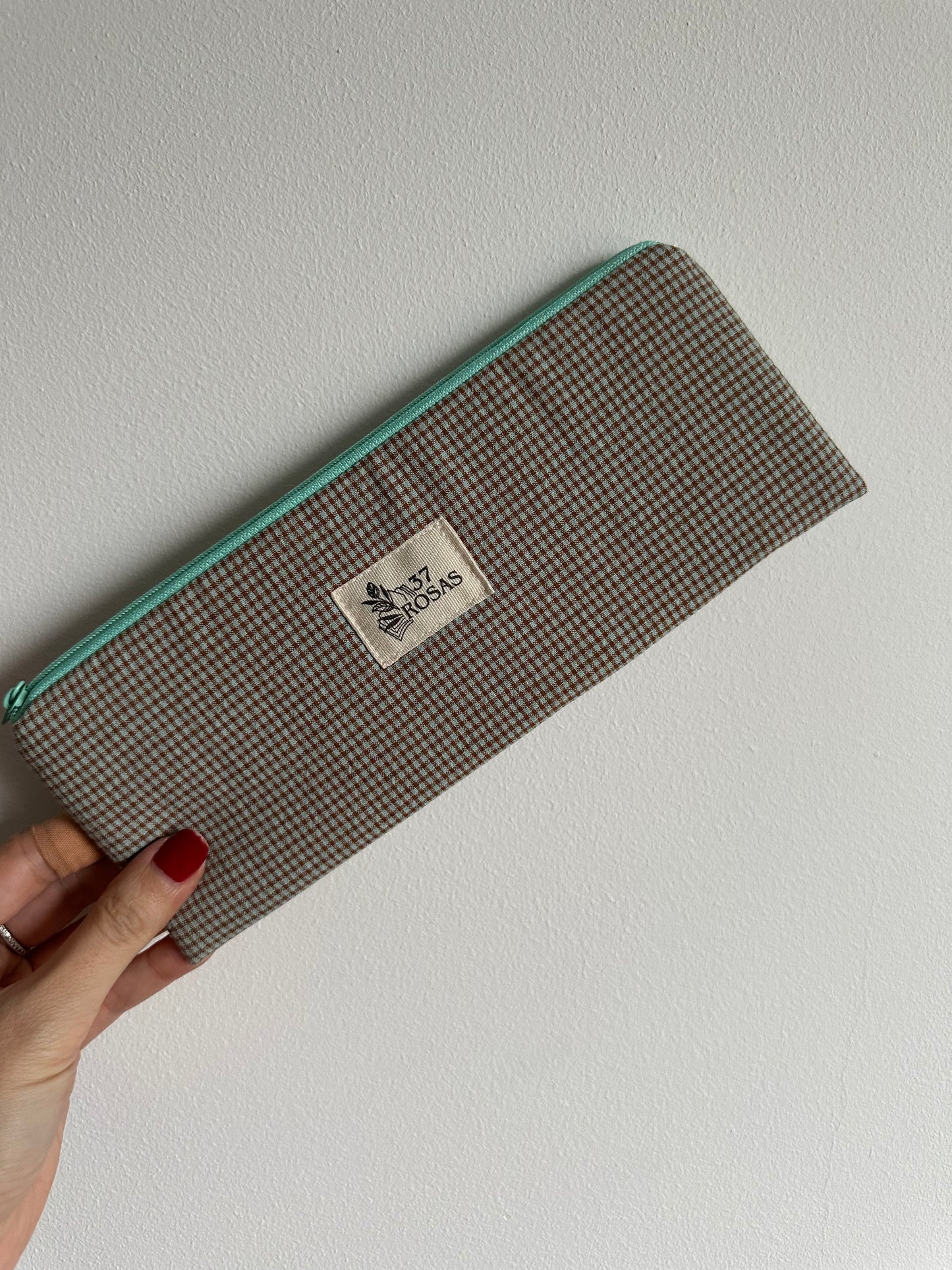 Estuche plano Vichy Turquesa y Marrón