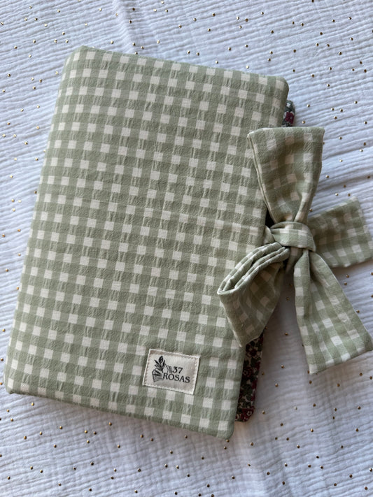 Funda de libro con solapas AIRE Vichy verde té