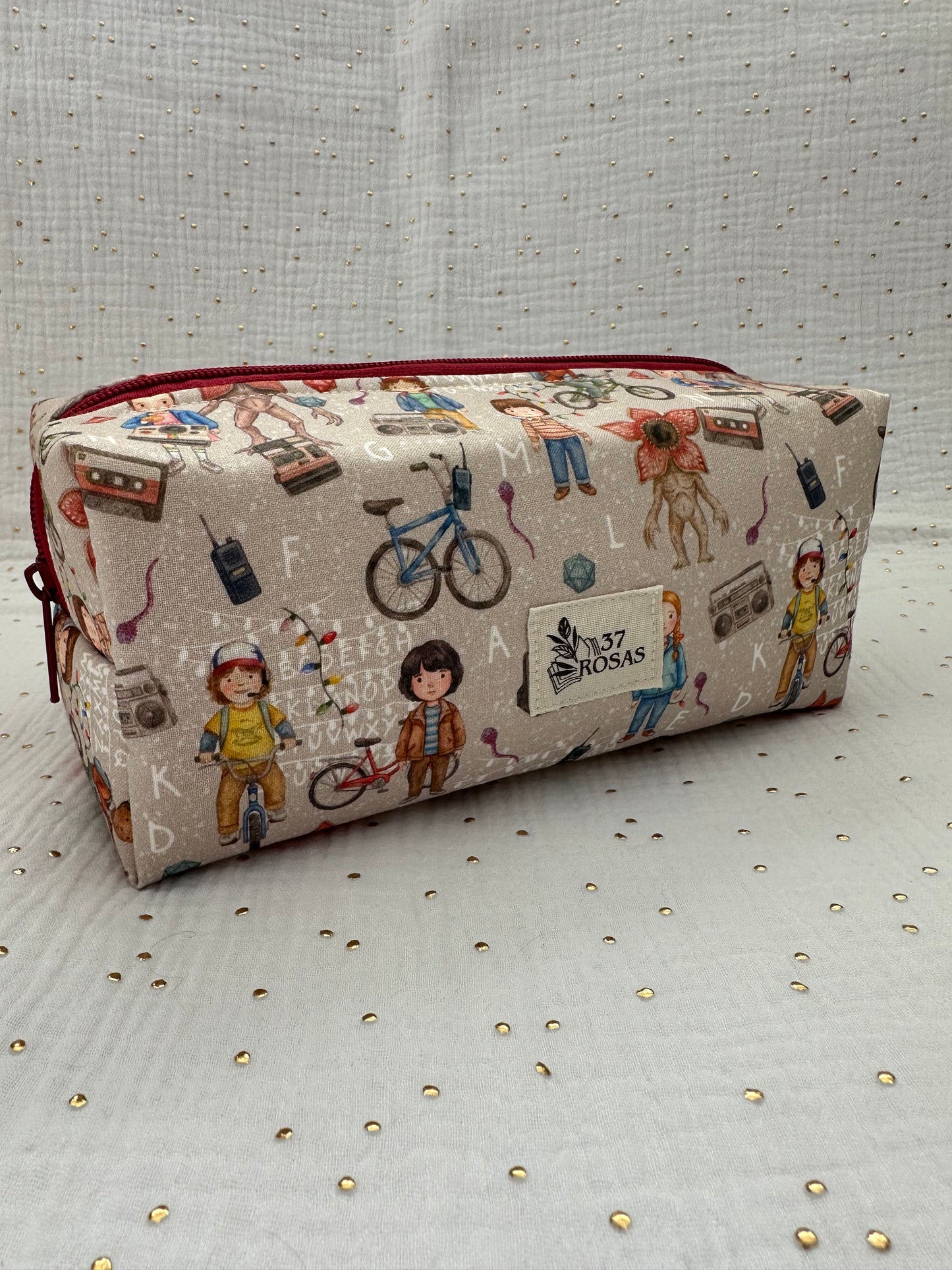 Neceser Elinor Stranger Things