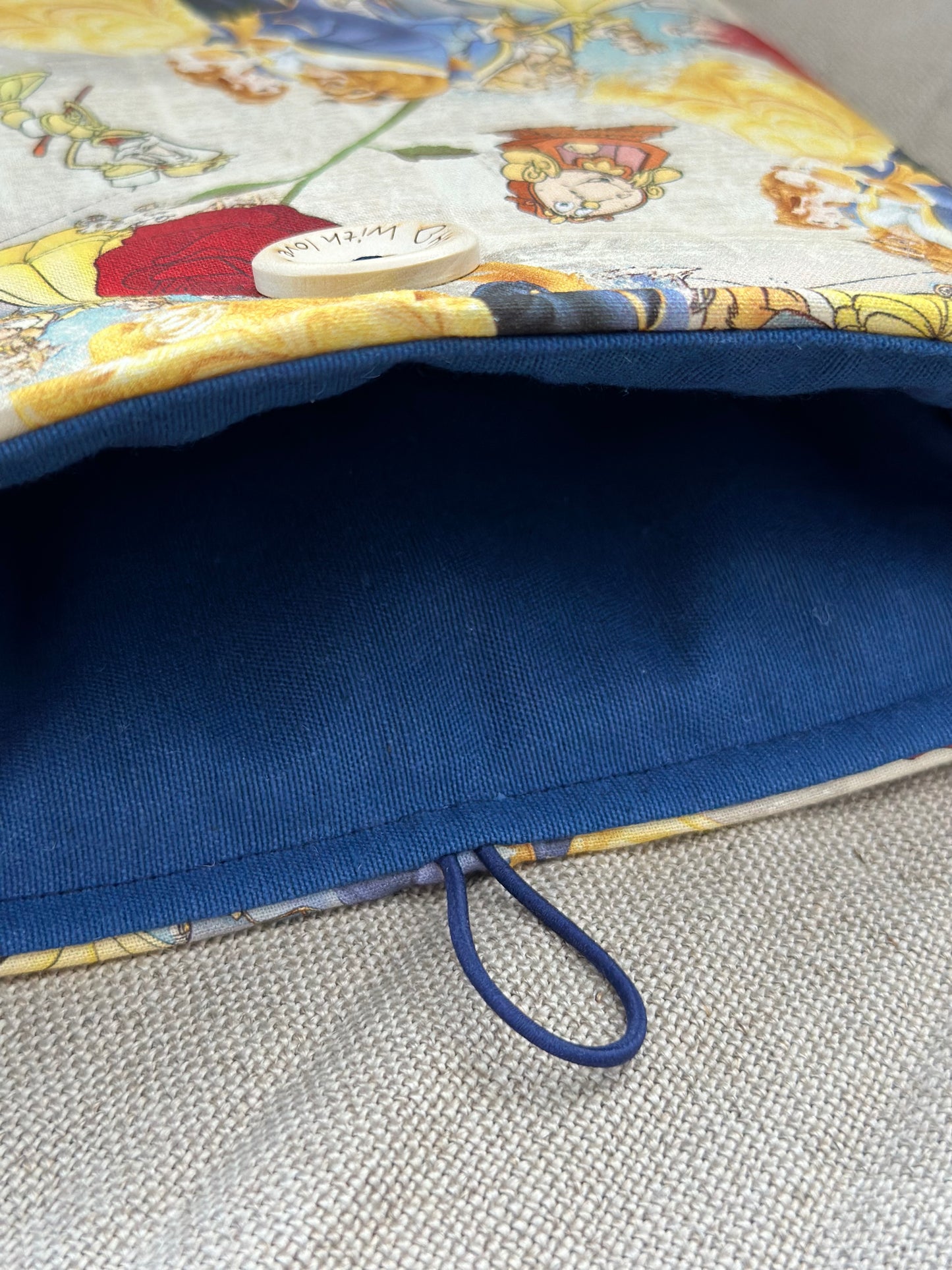 Funda de libro Festín La Bella y La Bestia